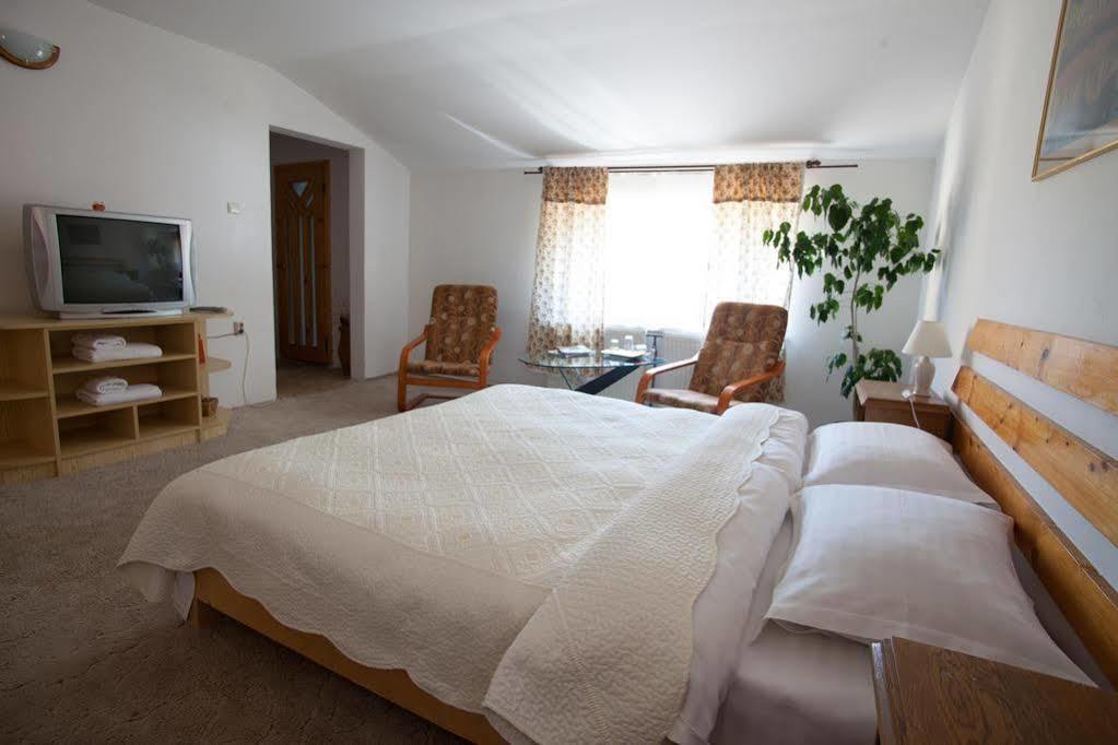 Casa Cristina Hotel Brasov Exterior photo